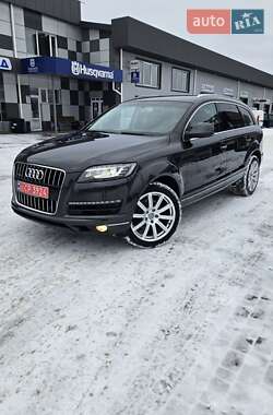 Внедорожник / Кроссовер Audi Q7 2012 в 