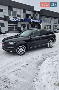 Внедорожник / Кроссовер Audi Q7 2012 в 