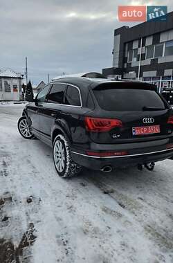 Внедорожник / Кроссовер Audi Q7 2012 в 