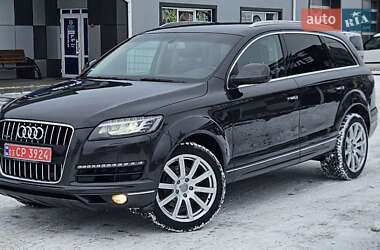 Внедорожник / Кроссовер Audi Q7 2012 в 