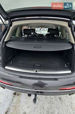 Внедорожник / Кроссовер Audi Q7 2012 в 