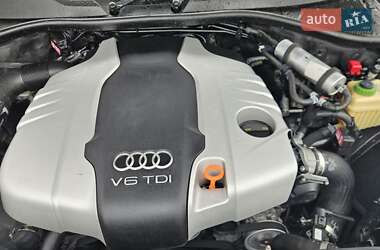 Внедорожник / Кроссовер Audi Q7 2012 в 