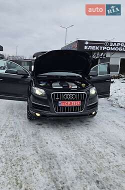 Внедорожник / Кроссовер Audi Q7 2012 в 