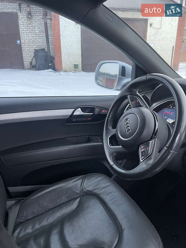 Внедорожник / Кроссовер Audi Q7 2013 в Харькове