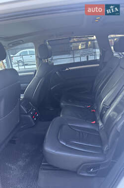 Внедорожник / Кроссовер Audi Q7 2010 в 