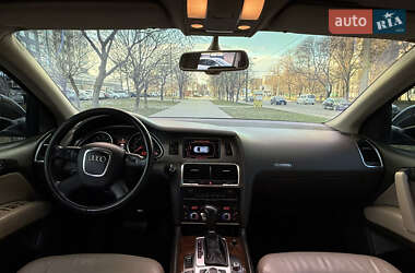 Внедорожник / Кроссовер Audi Q7 2007 в Одессе