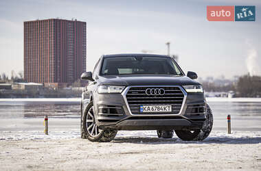 Внедорожник / Кроссовер Audi Q7 2019 в Киеве