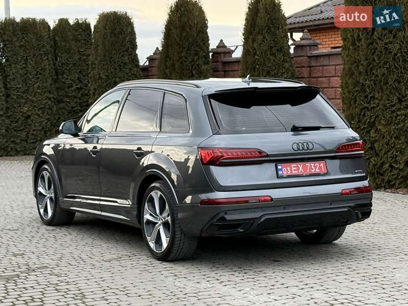 Внедорожник / Кроссовер Audi Q7 2020 в Ровно