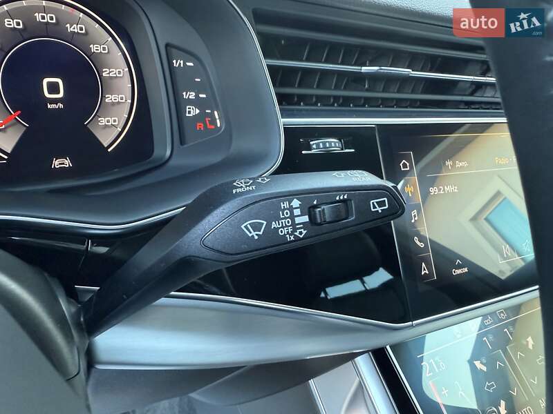 Внедорожник / Кроссовер Audi Q7 2020 в Ровно