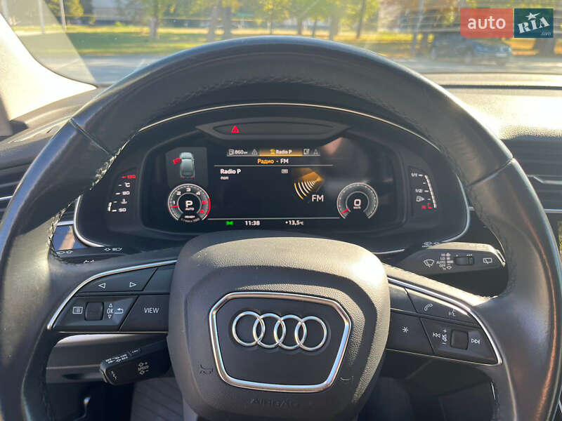 Внедорожник / Кроссовер Audi Q7 2021 в Синельниково