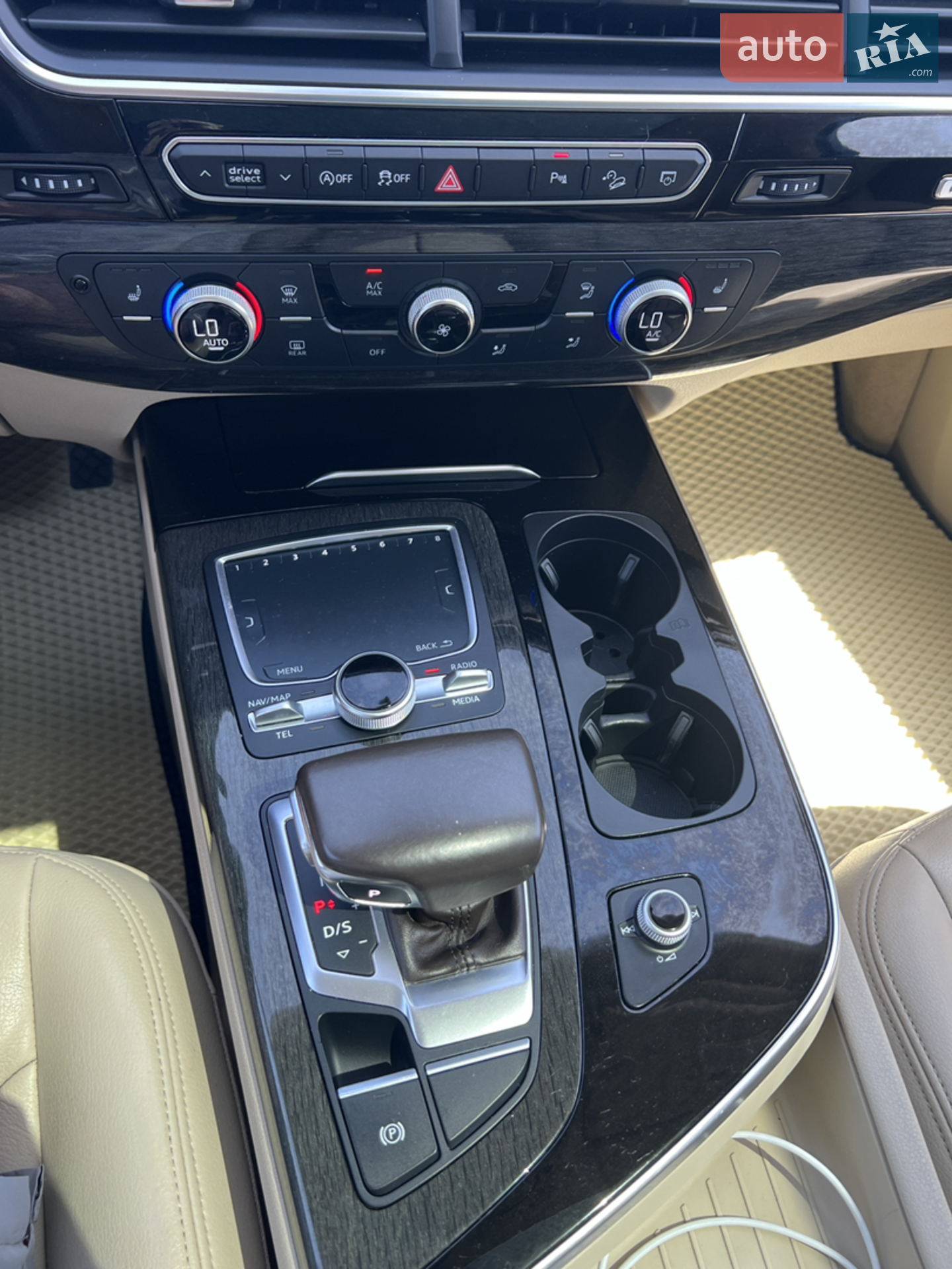 2017 Audi Q7 - мініатюра 18