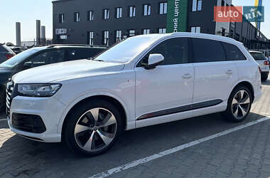 Позашляховик / Кросовер Audi Q7 2017 в Дніпрі