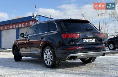 Позашляховик / Кросовер Audi Q7 2016 в Києві