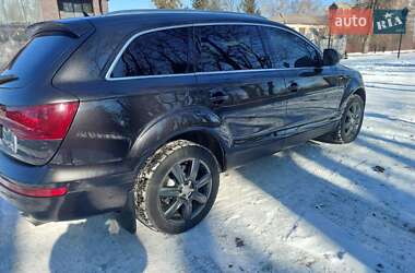 Позашляховик / Кросовер Audi Q7 2007 в Звягелі