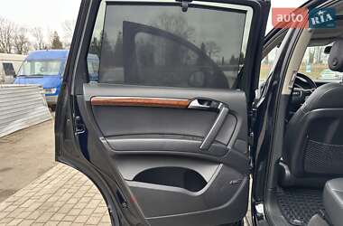 Внедорожник / Кроссовер Audi Q7 2014 в 