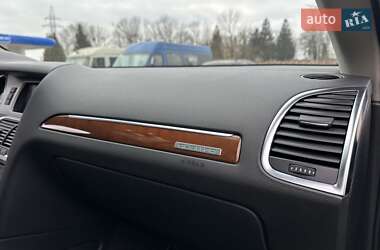 Внедорожник / Кроссовер Audi Q7 2014 в 