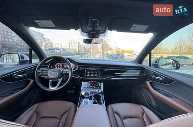 Внедорожник / Кроссовер Audi Q7 2020 в 