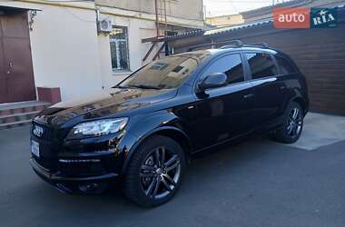 Внедорожник / Кроссовер Audi Q7 2013 в 
