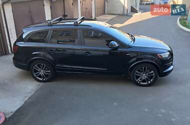 Внедорожник / Кроссовер Audi Q7 2013 в 