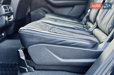 Внедорожник / Кроссовер Audi Q7 2017 в 