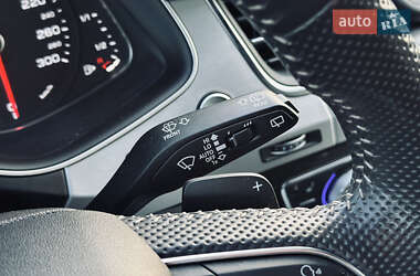 Внедорожник / Кроссовер Audi Q7 2017 в 