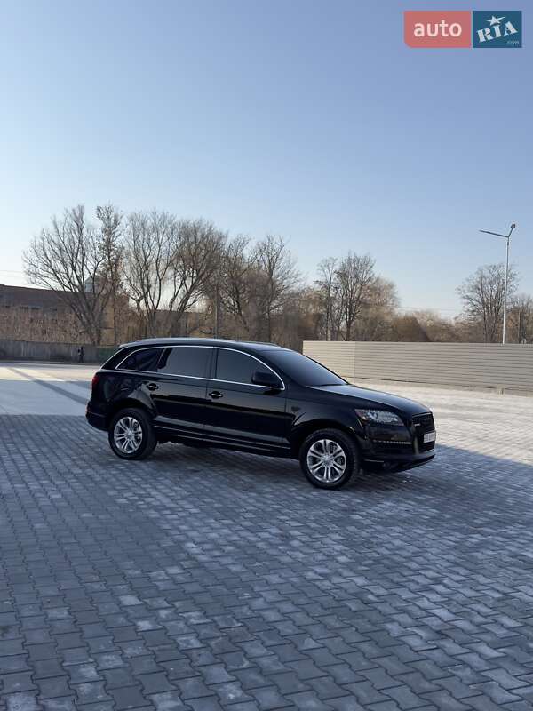 Позашляховик / Кросовер Audi Q7 2013 в Кам'янець-Подільському фото 15 Позашляховик / Кросовер Audi Q7 2013 в Кам'янець-Подільському