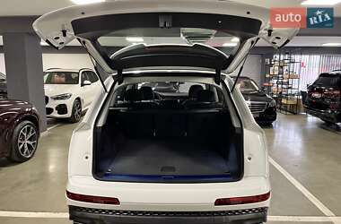 Внедорожник / Кроссовер Audi Q7 2025 в 