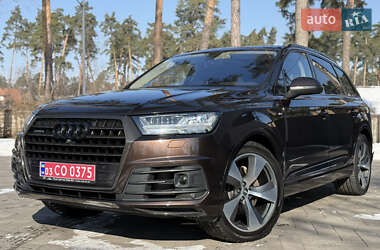 Внедорожник / Кроссовер Audi Q7 2016 в Киеве