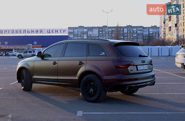 Внедорожник / Кроссовер Audi Q7 2012 в 