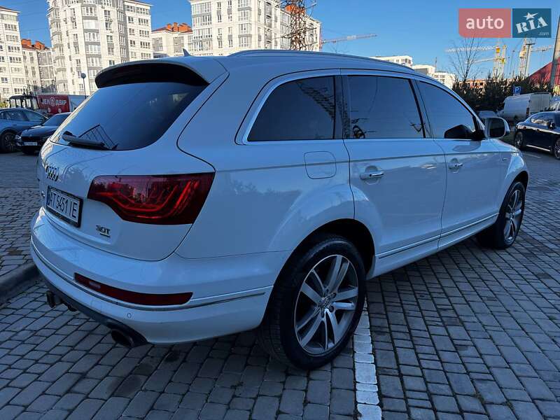 Позашляховик / Кросовер Audi Q7 2015 в Івано-Франківську