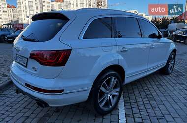 Внедорожник / Кроссовер Audi Q7 2015 в 