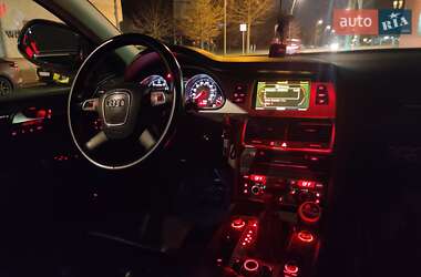 Внедорожник / Кроссовер Audi Q7 2010 в 