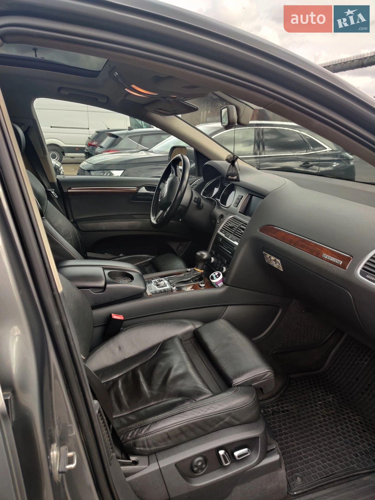 2010 Audi Q7 - мініатюра 26