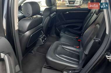 Позашляховик / Кросовер Audi Q7 2013 в 