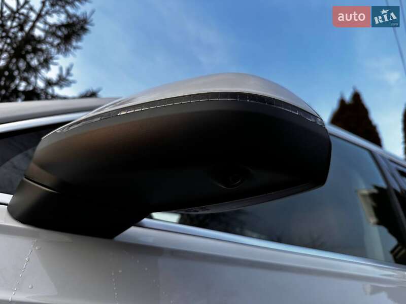 Внедорожник / Кроссовер Audi Q7 2021 в Хусте