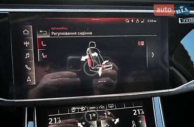 Позашляховик / Кросовер Audi Q7 2021 в 