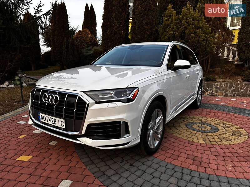 Audi Q7 2021