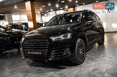 Внедорожник / Кроссовер Audi Q7 2018 в 