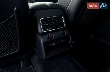 Внедорожник / Кроссовер Audi Q7 2011 в 