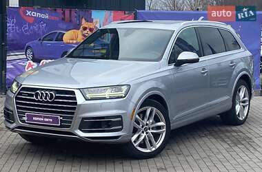 Позашляховик / Кросовер Audi Q7 2018 в Вінниці