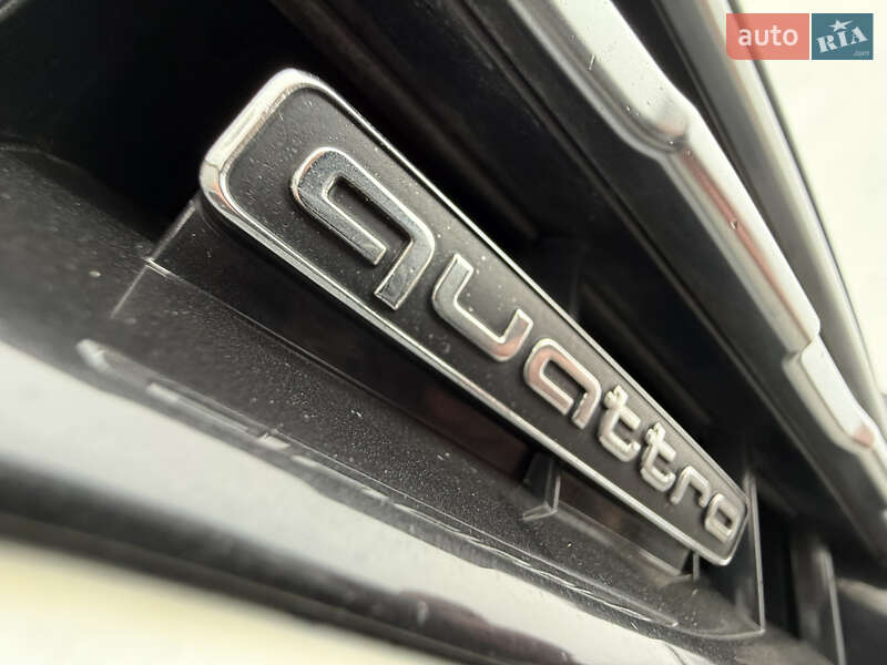 Внедорожник / Кроссовер Audi Q7 2015 в Черновцах