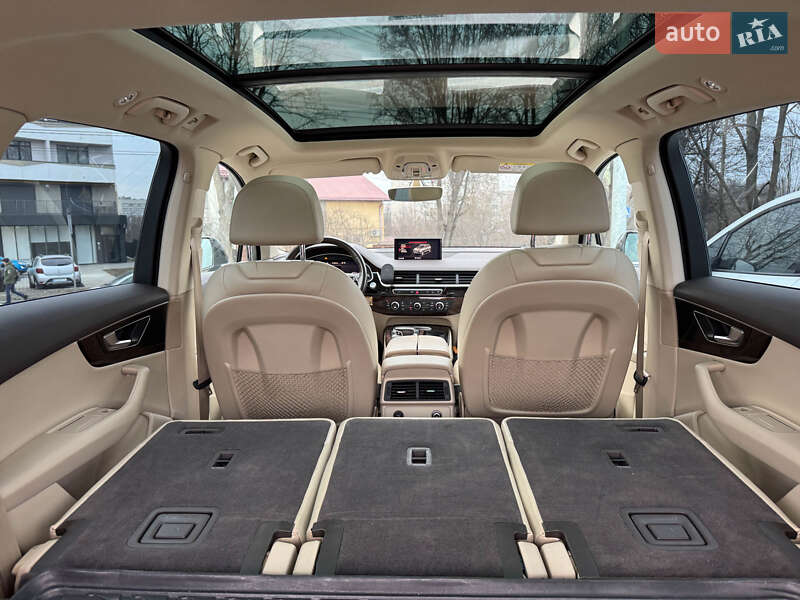 Внедорожник / Кроссовер Audi Q7 2016 в Львове