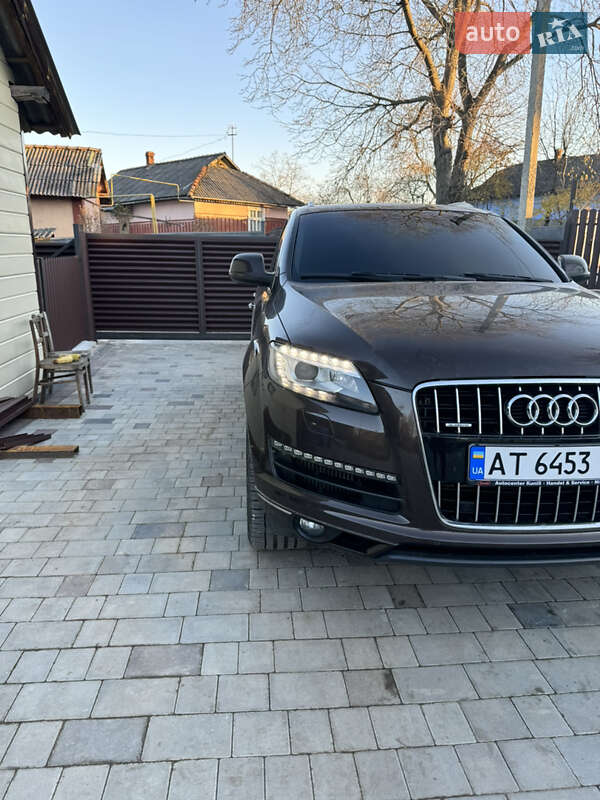 Внедорожник / Кроссовер Audi Q7 2011 в Коломые