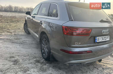 Внедорожник / Кроссовер Audi Q7 2017 в Барышевке