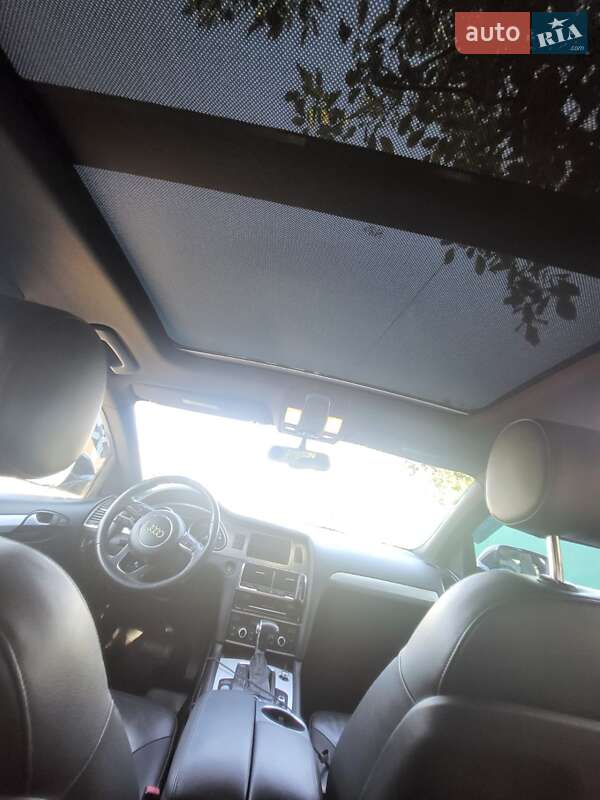 Внедорожник / Кроссовер Audi Q7 2013 в Измаиле