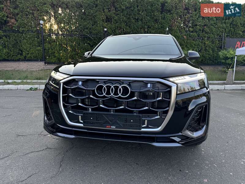 Внедорожник / Кроссовер Audi Q7 2024 в Киеве