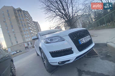 Внедорожник / Кроссовер Audi Q7 2015 в 