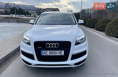 Позашляховик / Кросовер Audi Q7 2014 в 
