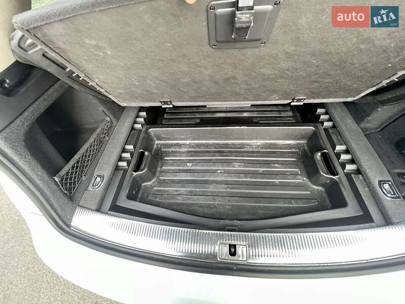 Позашляховик / Кросовер Audi Q7 2014 в Дніпрі