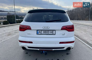 Позашляховик / Кросовер Audi Q7 2014 в 